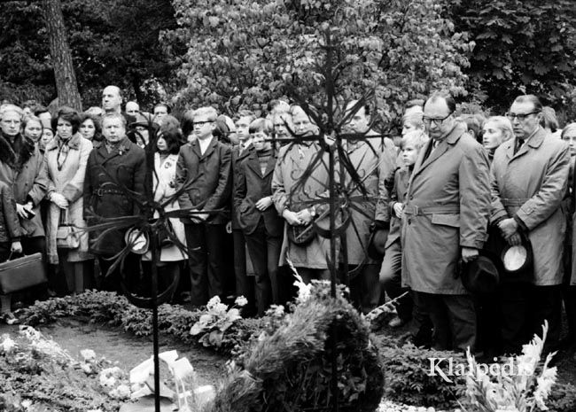 pavadinimas:   Muzikinis ruduo. Prie B.Dvariono kapo Palangoje, raktai:  